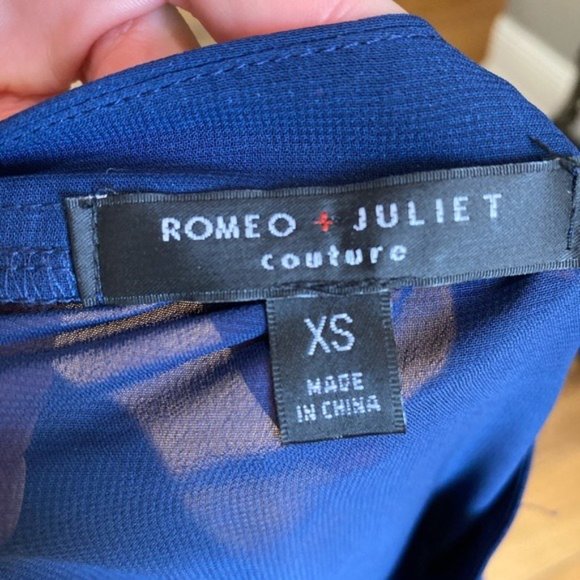 Romeo & Juliet Sheer Tunic Dress/Cover-Up Navy XS - Picture 9 of 9